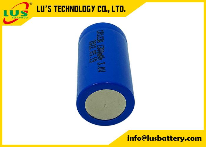 Batería de litio del tamaño de célula de CR123A 3V para los flashes y las linternas de LED de la cámara