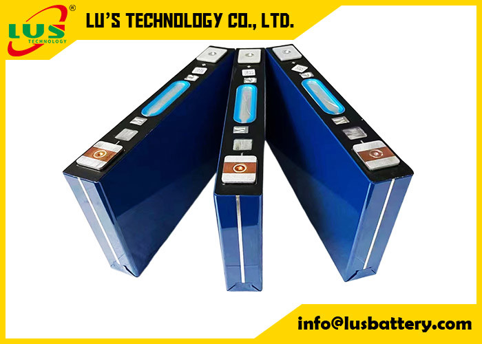 3.2V 150Ah células prismáticas LiFePO4 y paquete de baterías de iones de litio personalizado OEM 3.2V150Ah LiFePO4 batería de litio de alta potencia